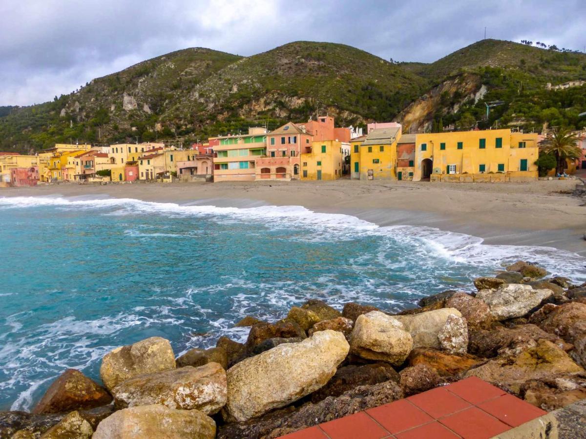 Fornaci 9 RivieraHoliday Pietra Ligure Exterior foto